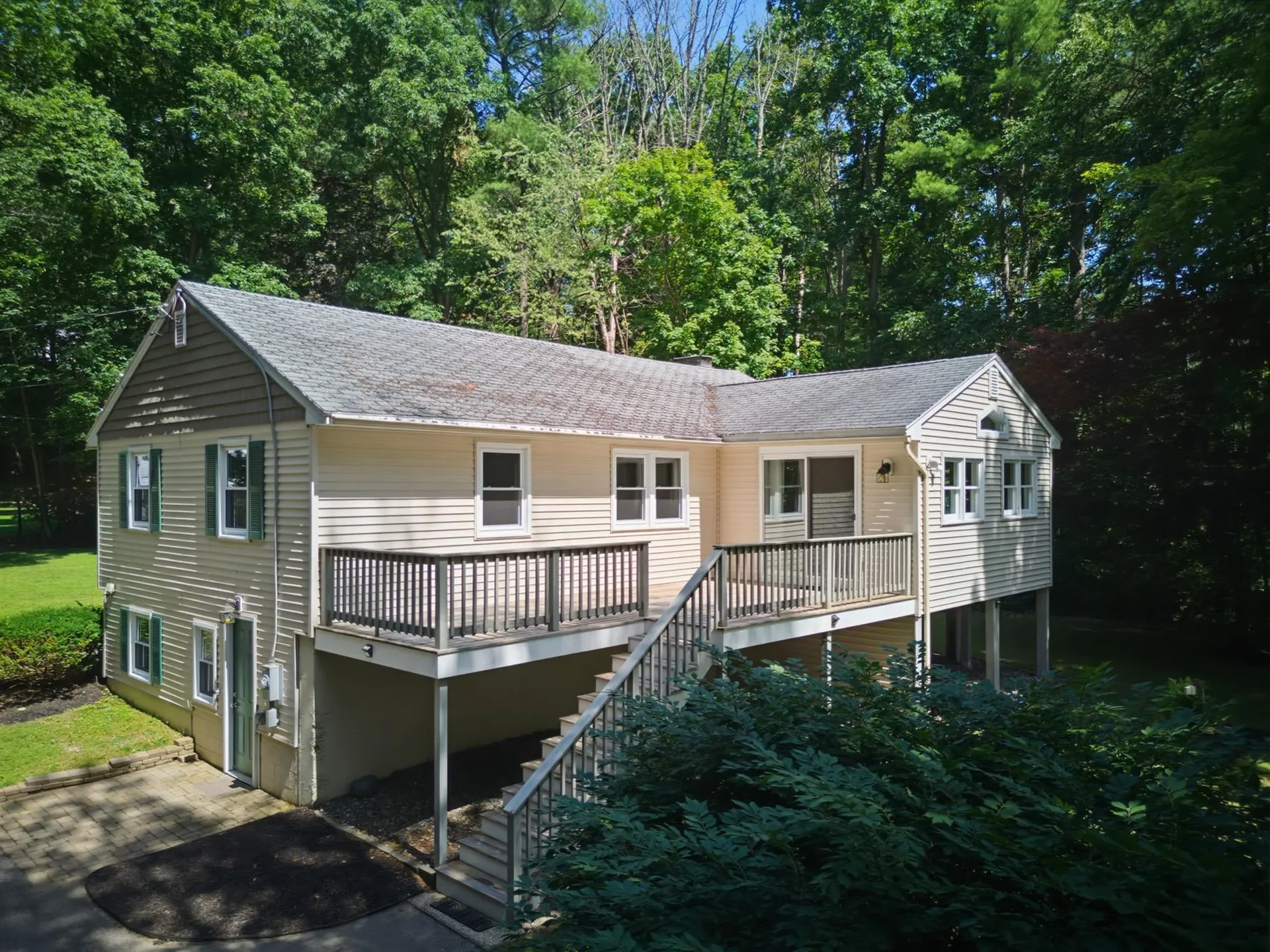 58 Cottage Road Kensington NH 03833