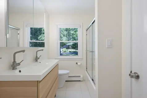 58 Cottage Road Kensington NH 03833