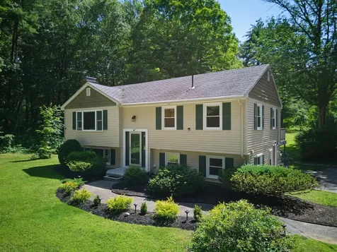 58 Cottage Road Kensington NH 03833