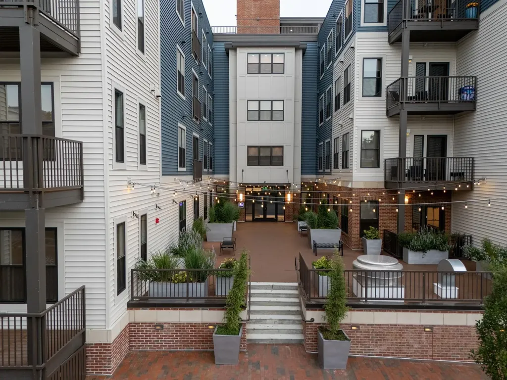 99 Foundry Place Portsmouth NH 03801