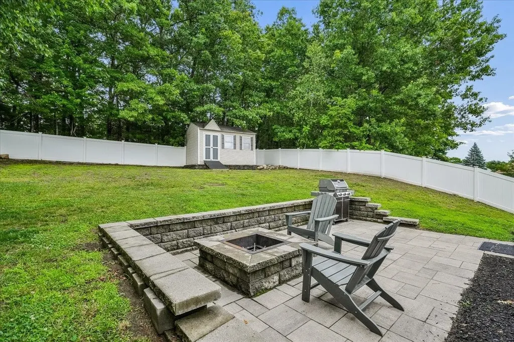 325 Wellington Hill Road Manchester NH 03104
