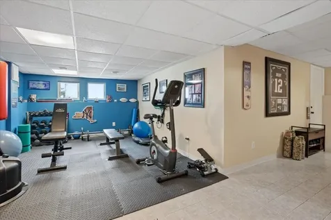 325 Wellington Hill Road Manchester NH 03104