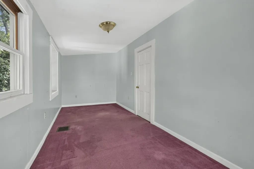 56 Beaver Lake Avenue Derry NH 03038
