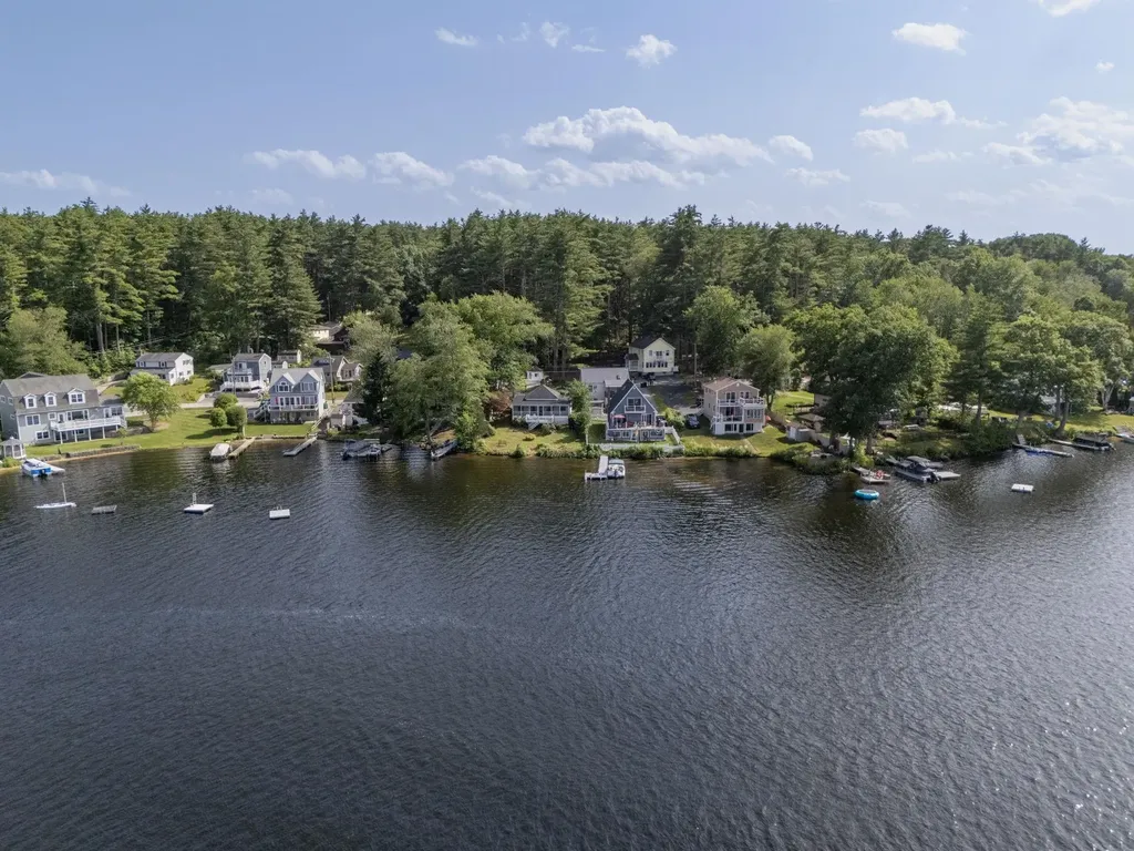 56 Beaver Lake Avenue Derry NH 03038