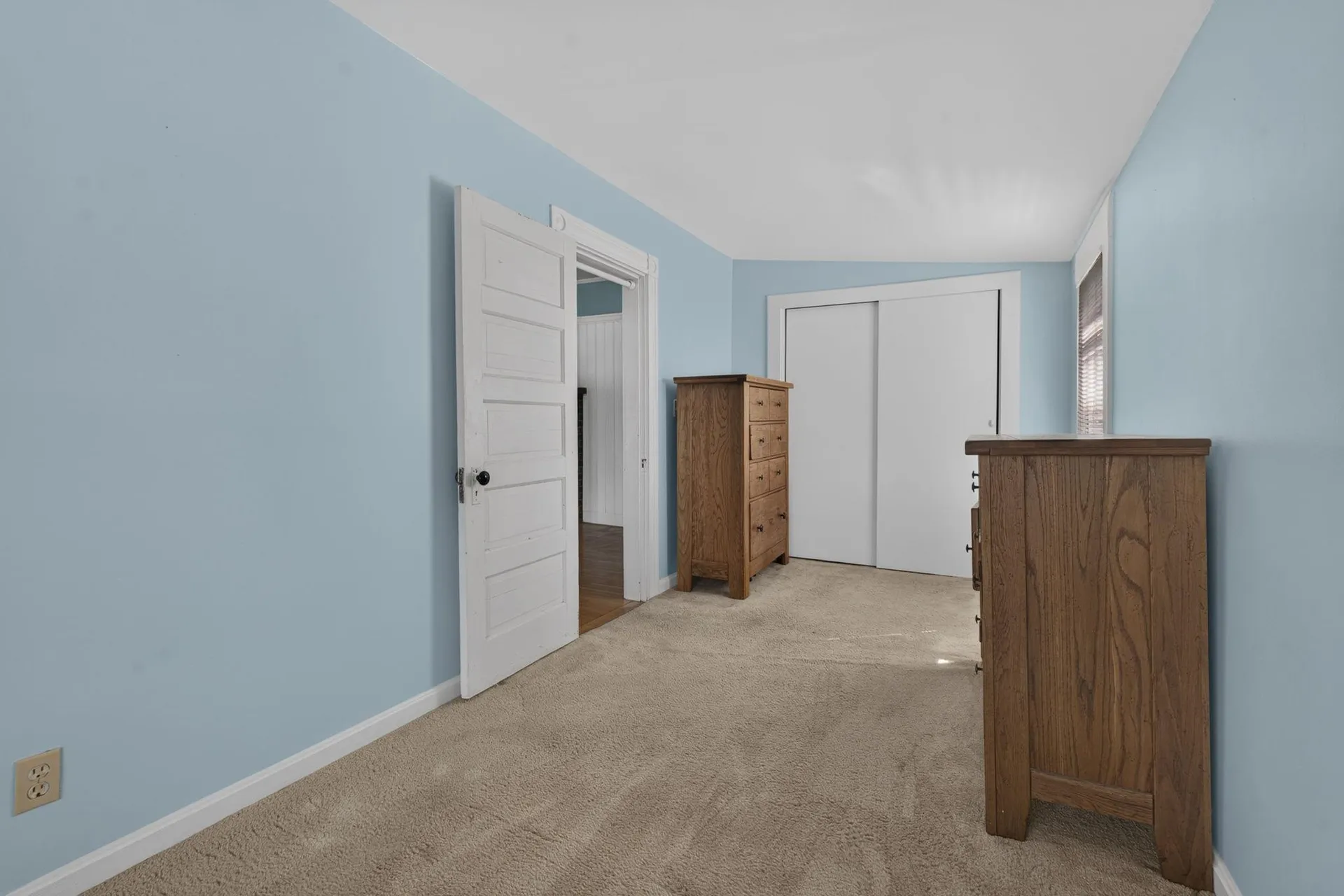 56 Beaver Lake Avenue Derry NH 03038