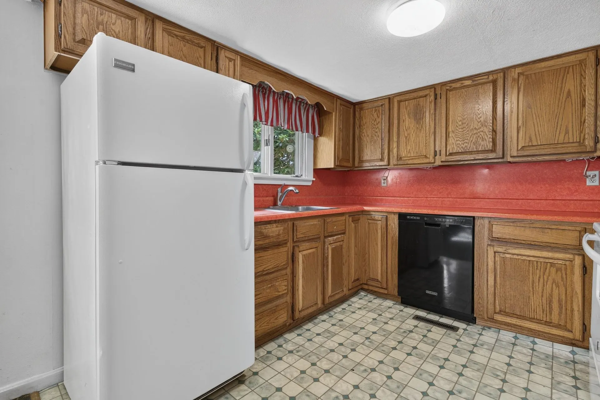 56 Beaver Lake Avenue Derry NH 03038