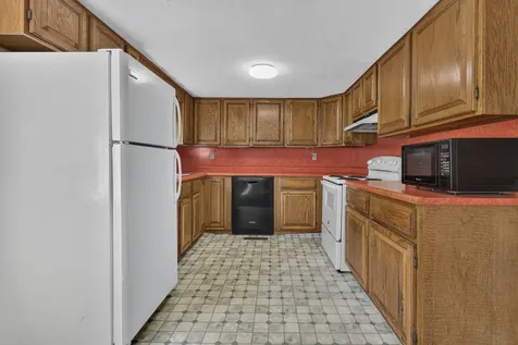 56 Beaver Lake Avenue Derry NH 03038