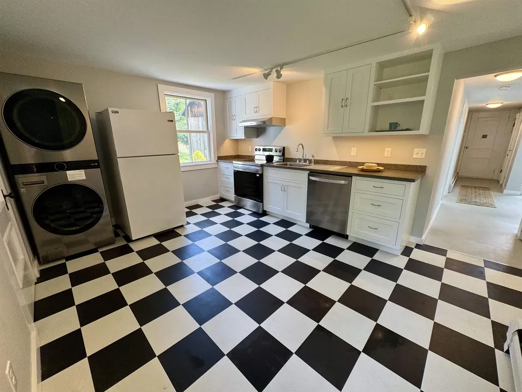 39 Bridge Road Thetford VT 05074