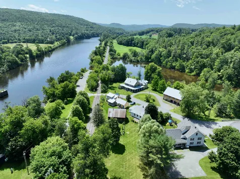 39 Bridge Road Thetford VT 05074