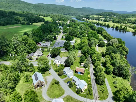 39 Bridge Road Thetford VT 05074