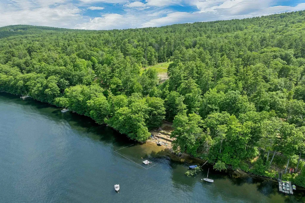 32 Winona Shores Road Meredith NH 03253