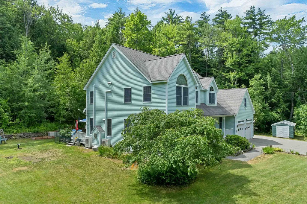 32 Winona Shores Road Meredith NH 03253