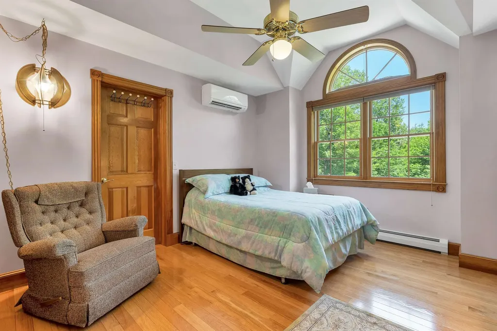 32 Winona Shores Road Meredith NH 03253