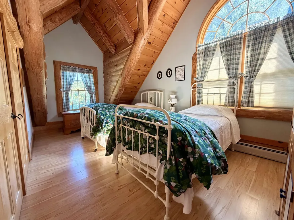 3036 West Woodstock Road Woodstock VT 05091