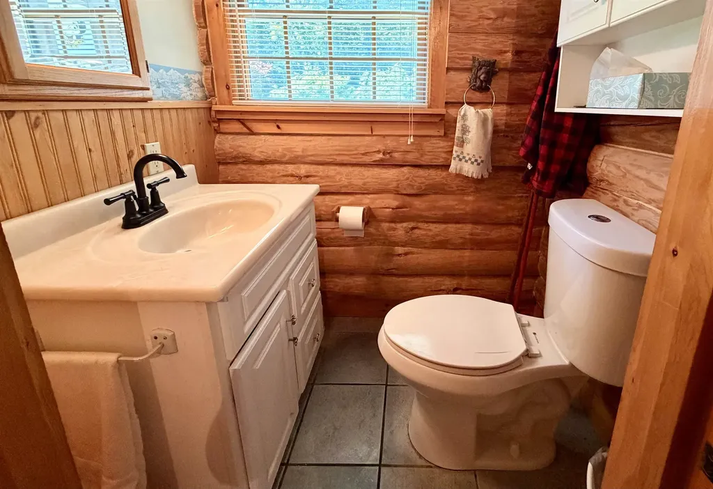 3036 West Woodstock Road Woodstock VT 05091