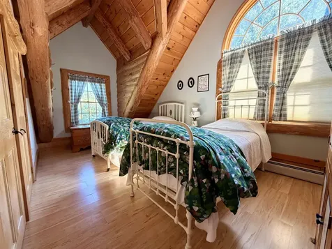 3036 West Woodstock Road Woodstock VT 05091