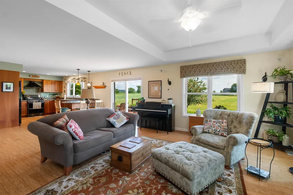 25 Mansfield View Drive Georgia VT 05478