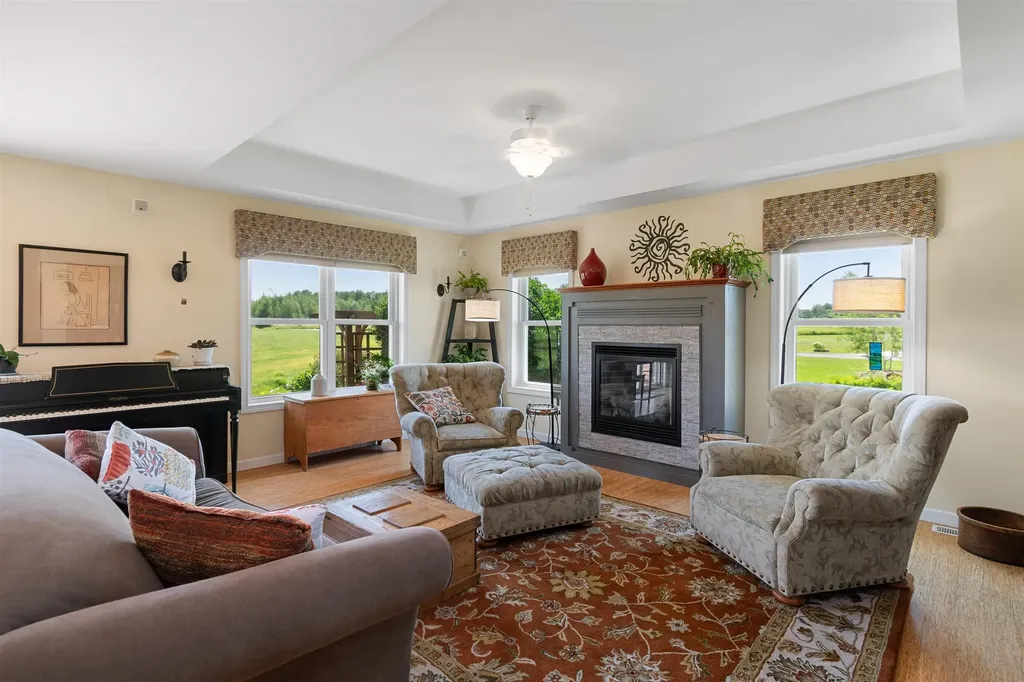 25 Mansfield View Drive Georgia VT 05478