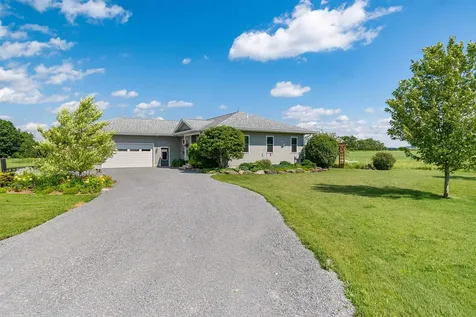 25 Mansfield View Drive Georgia VT 05478