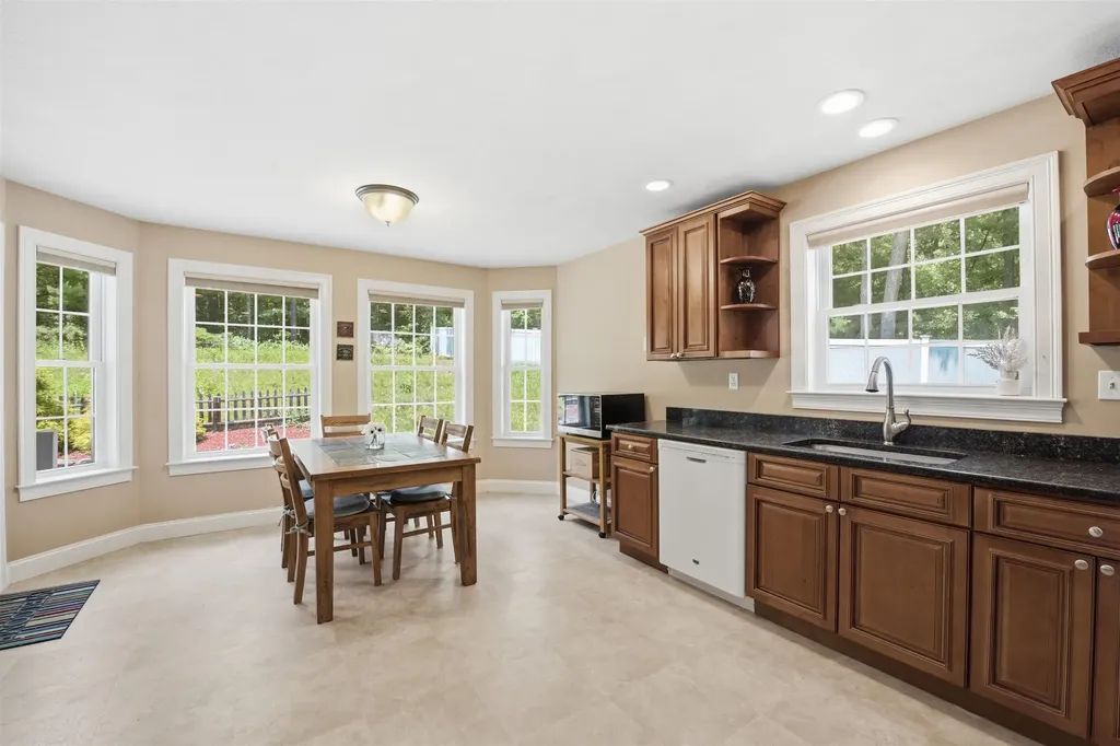 23 Atkinson Road Salem NH 03079