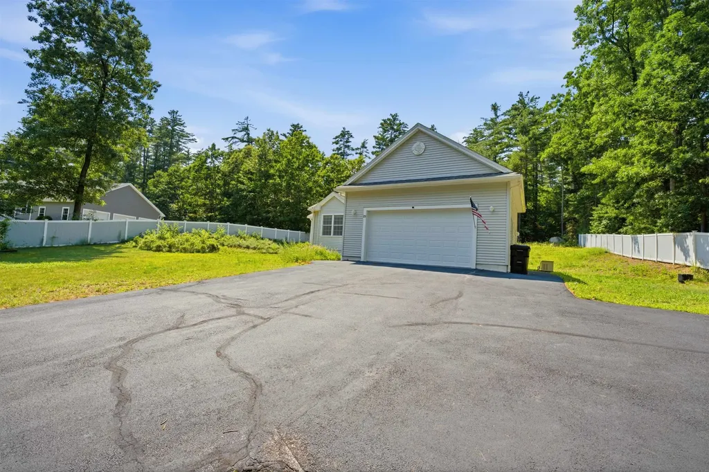 23 Atkinson Road Salem NH 03079