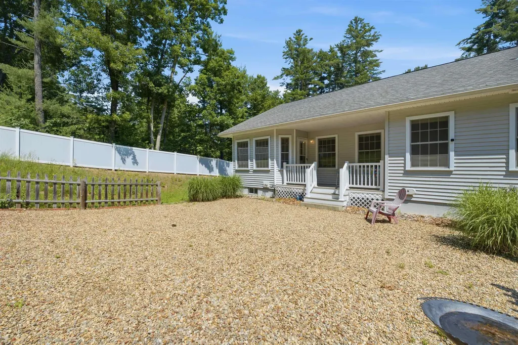 23 Atkinson Road Salem NH 03079