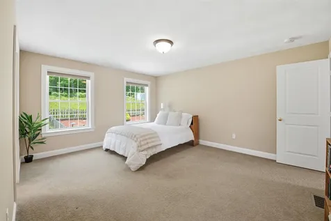 23 Atkinson Road Salem NH 03079