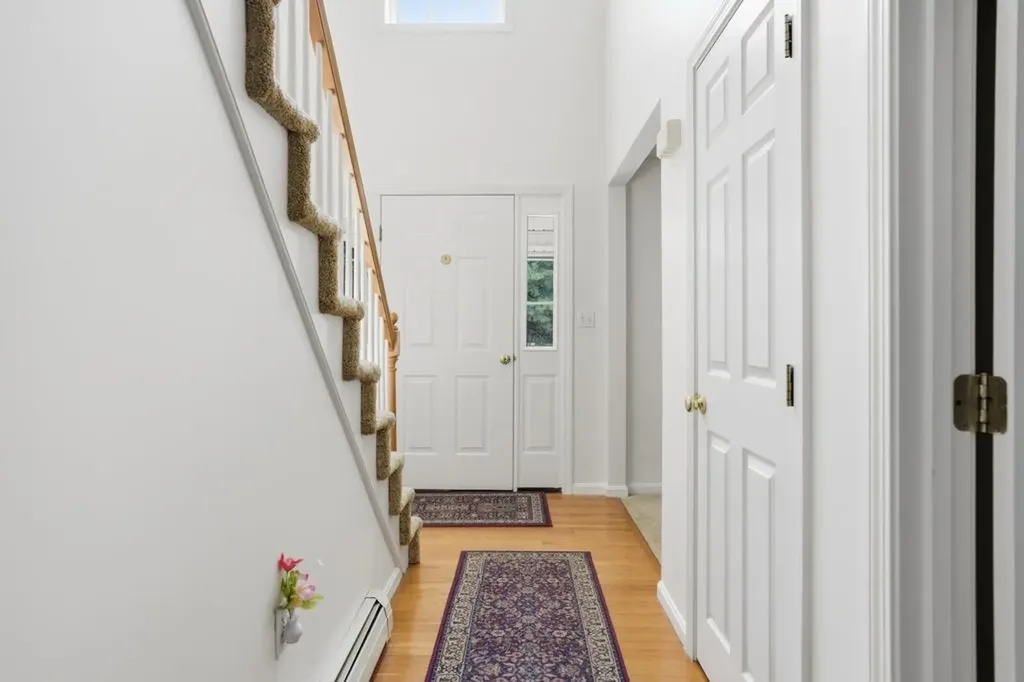 6 Hickory Hill Road Pelham NH 03076