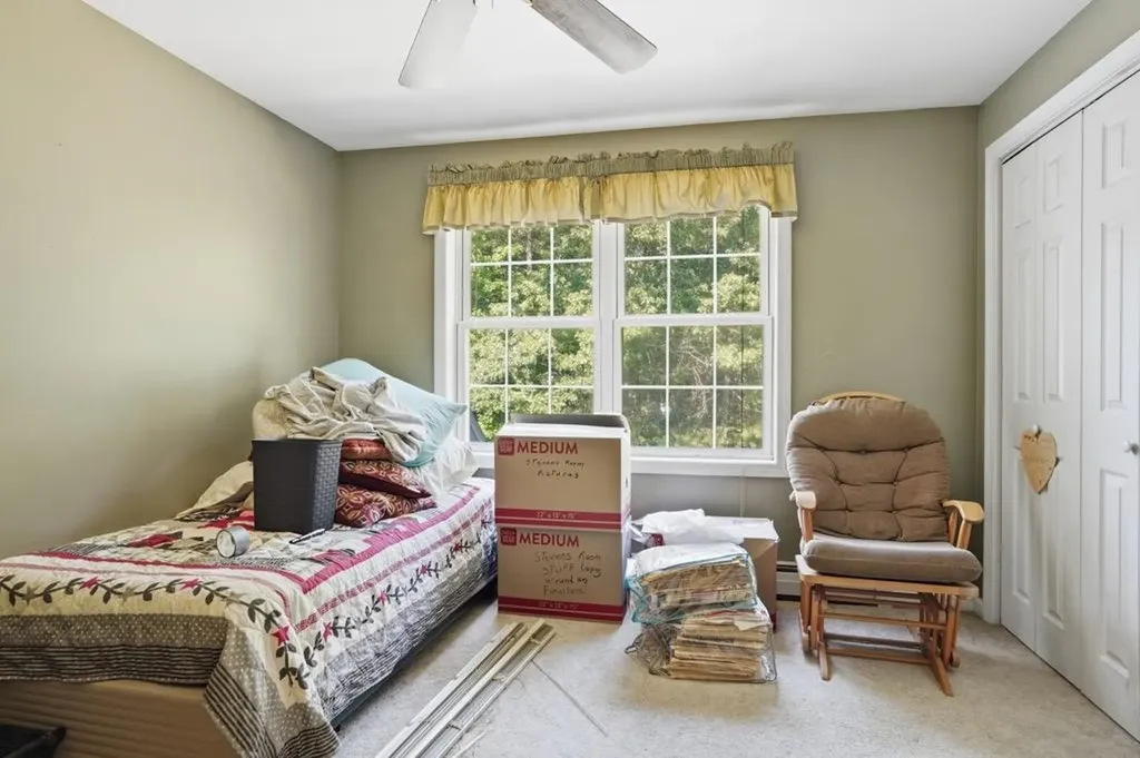 6 Hickory Hill Road Pelham NH 03076