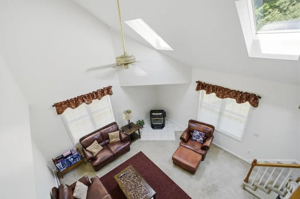 6 Hickory Hill Road Pelham NH 03076