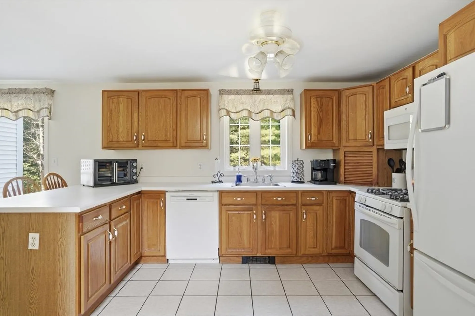 6 Hickory Hill Road Pelham NH 03076