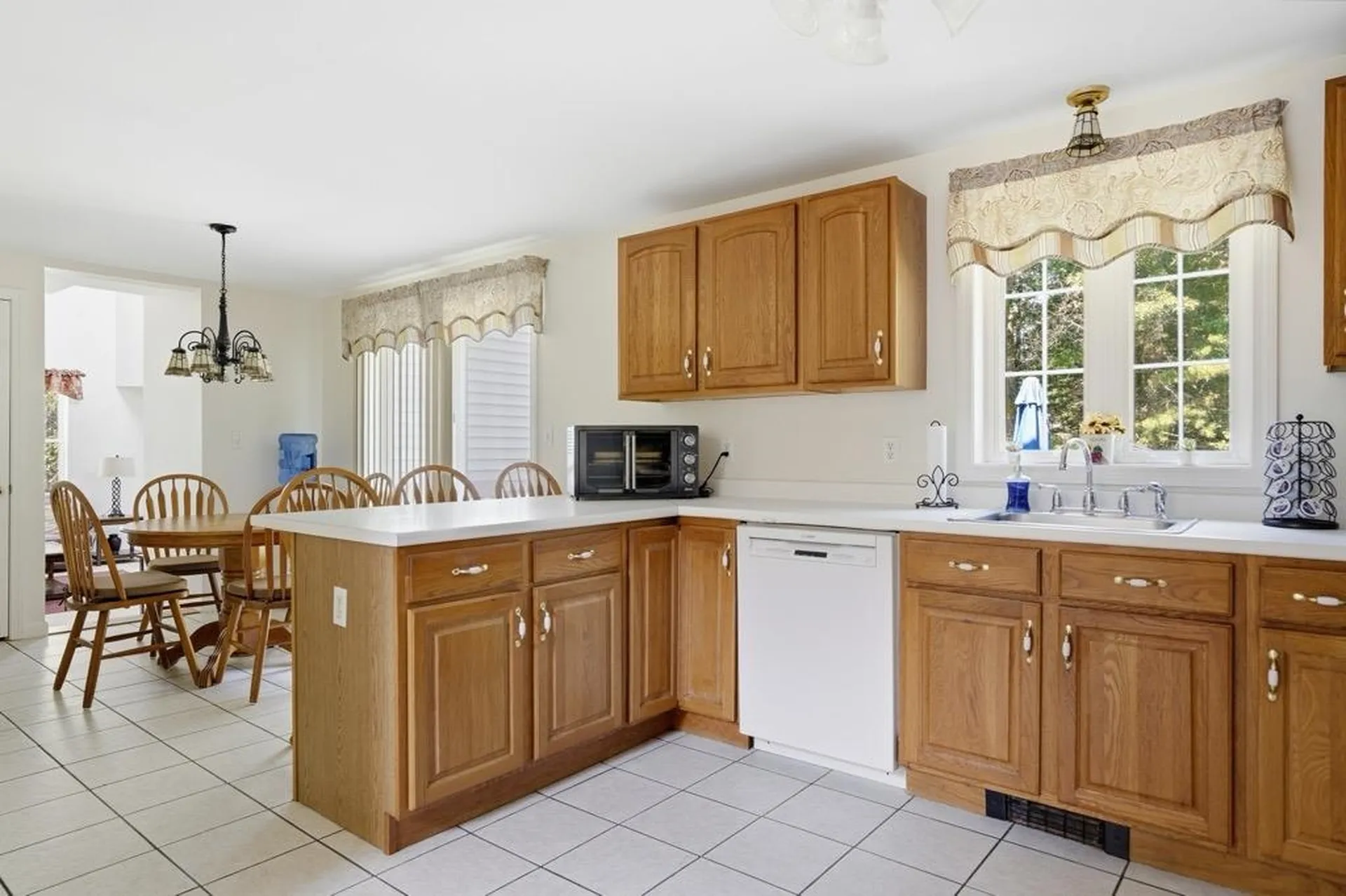 6 Hickory Hill Road Pelham NH 03076