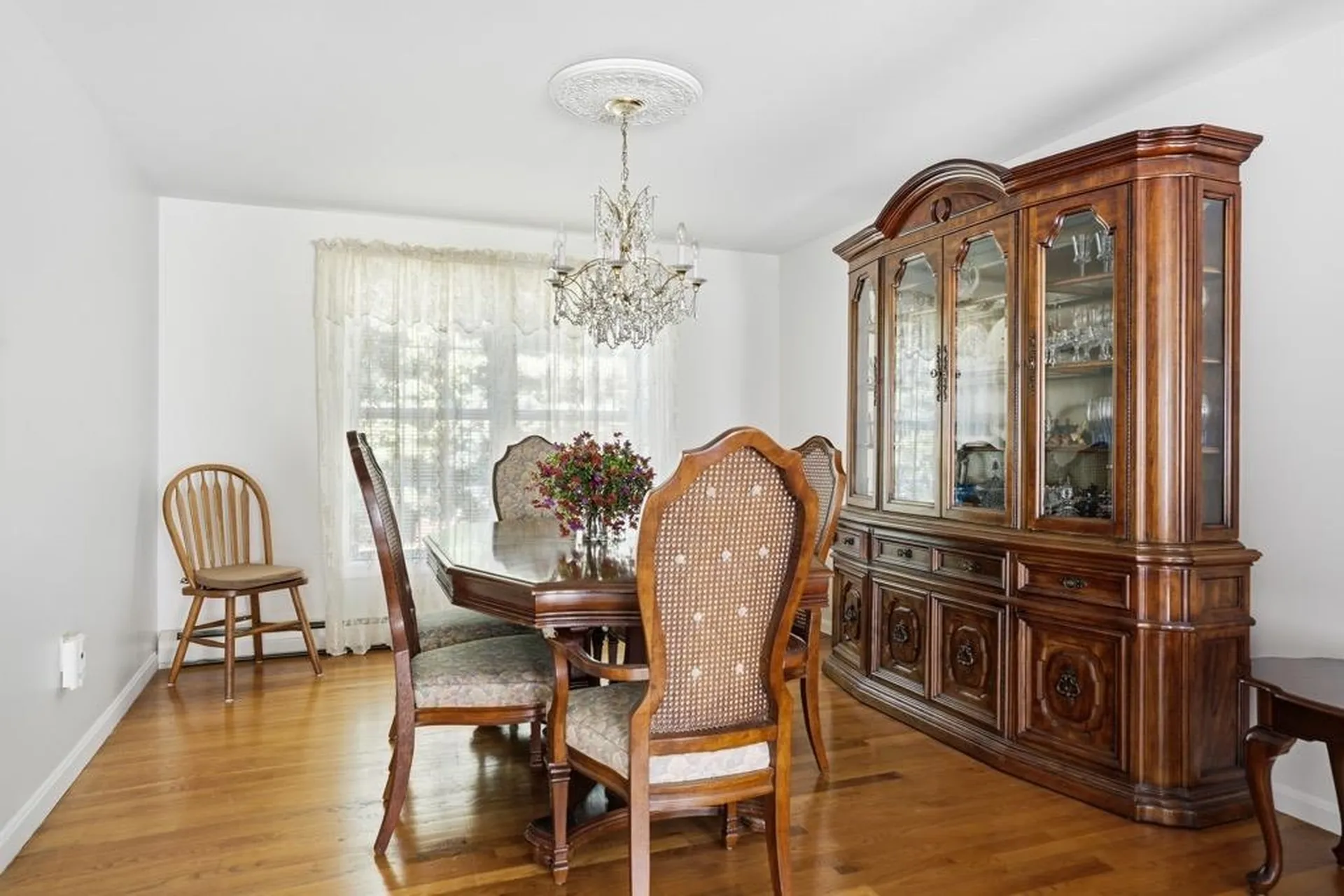 6 Hickory Hill Road Pelham NH 03076