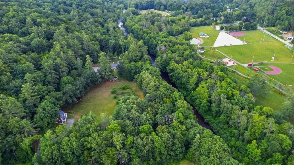400 Spring Brook Road Arlington VT 05250