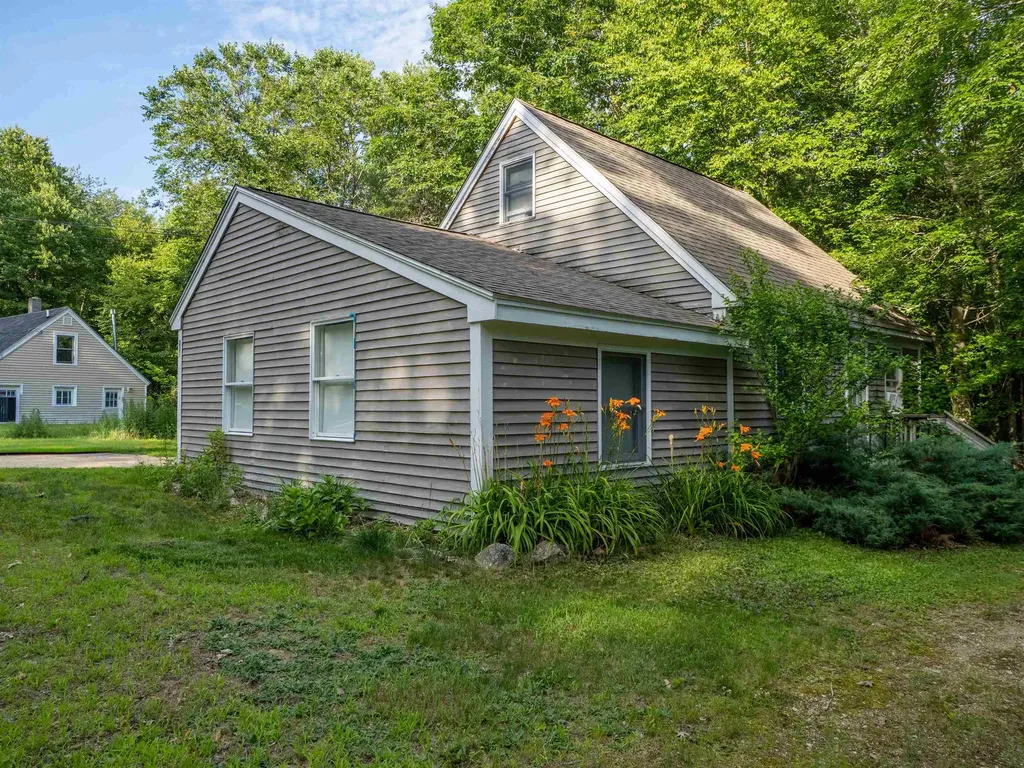 235 Young Road Barrington NH 03825