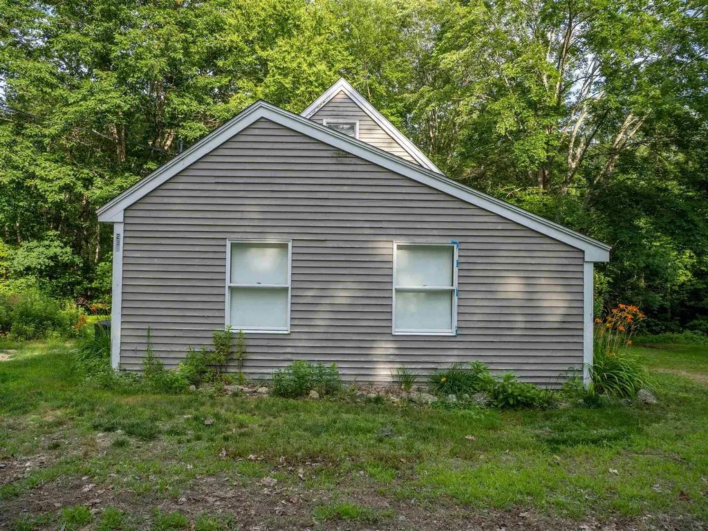 235 Young Road Barrington NH 03825