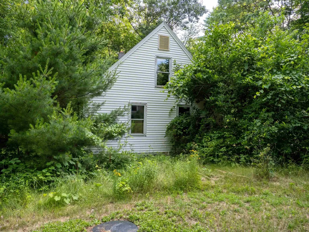 235 Young Road Barrington NH 03825