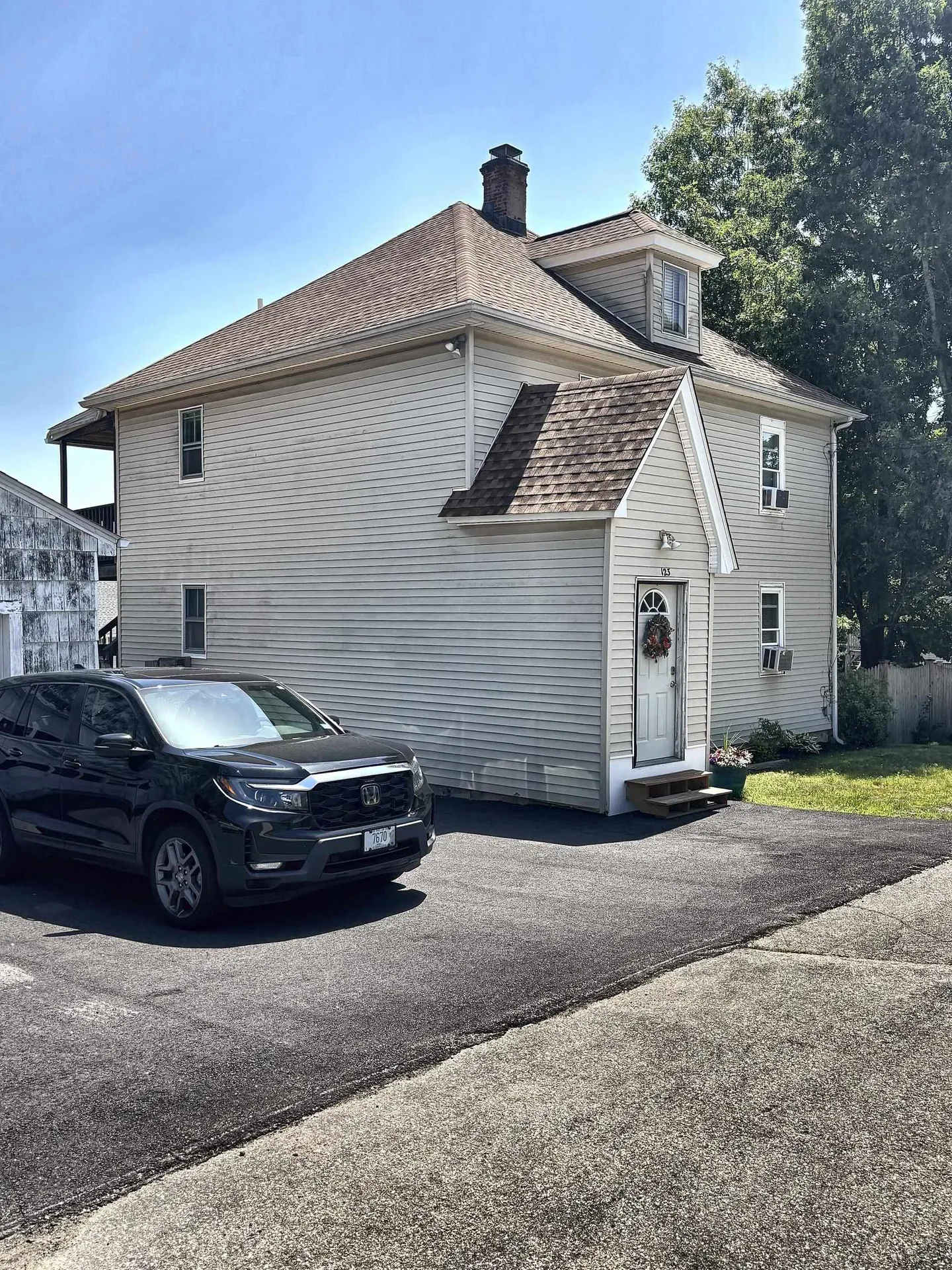 123 Watts Street Manchester NH 03104