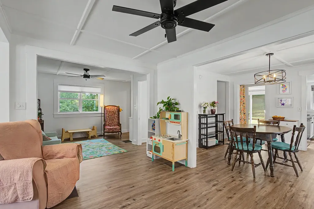 11 Magic Avenue Rochester NH 03868