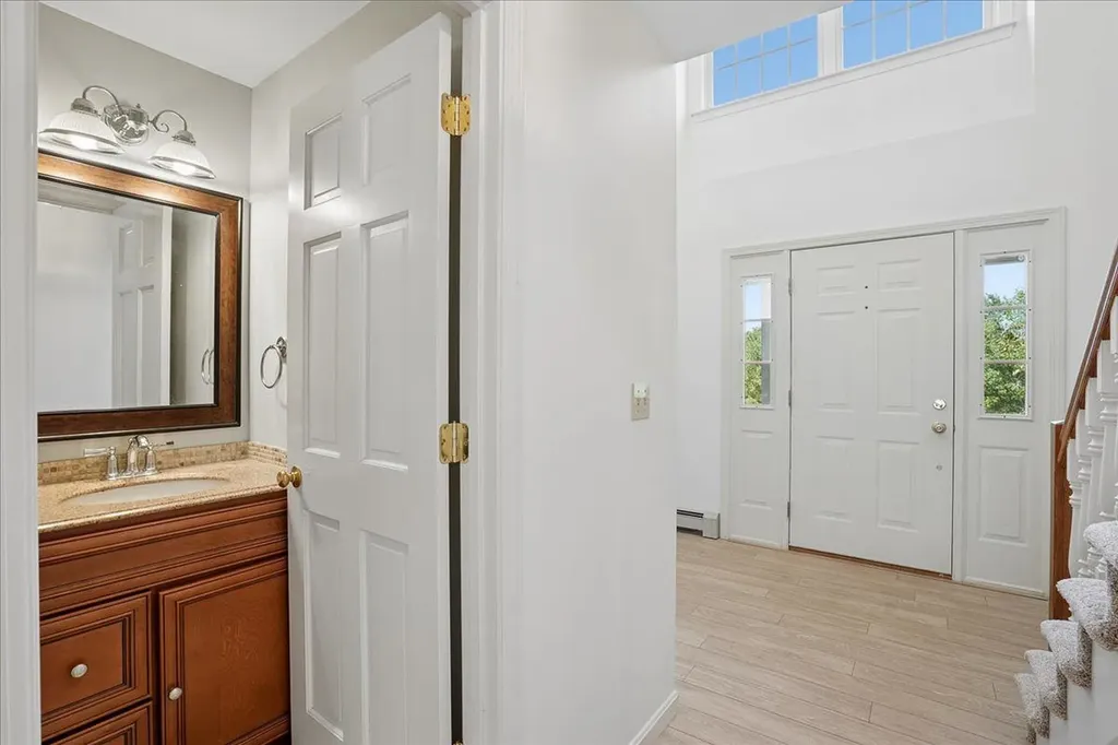 106 Gorham Pond Road Goffstown NH 03045