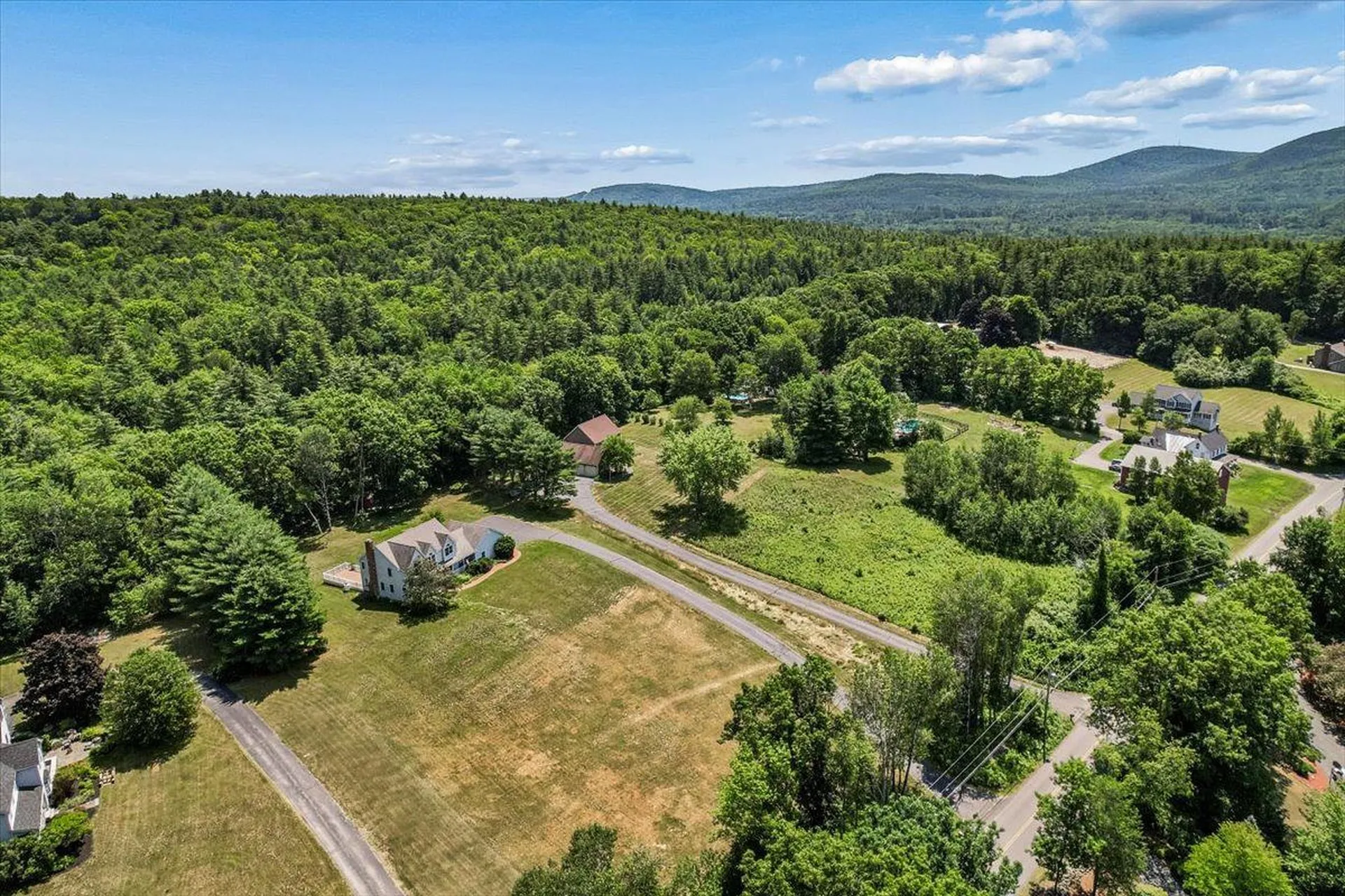 106 Gorham Pond Road Goffstown NH 03045