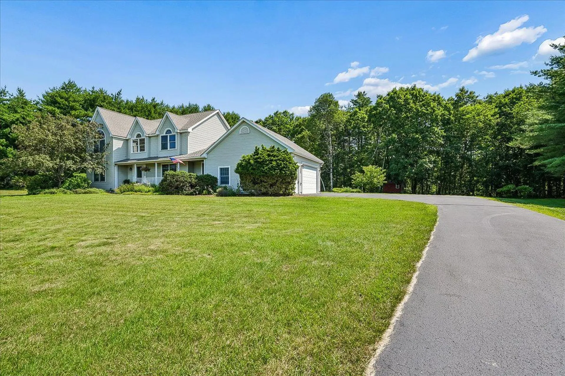 106 Gorham Pond Road Goffstown NH 03045