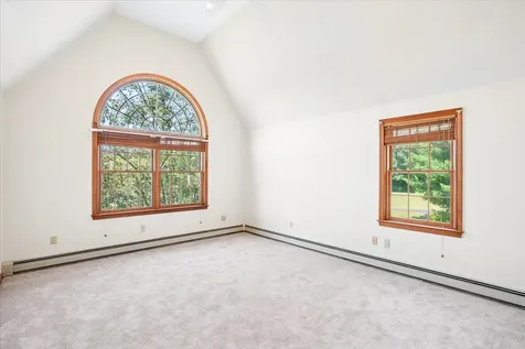 106 Gorham Pond Road Goffstown NH 03045