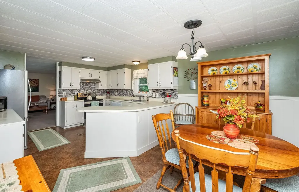 27 Worster Road Berwick ME 03901