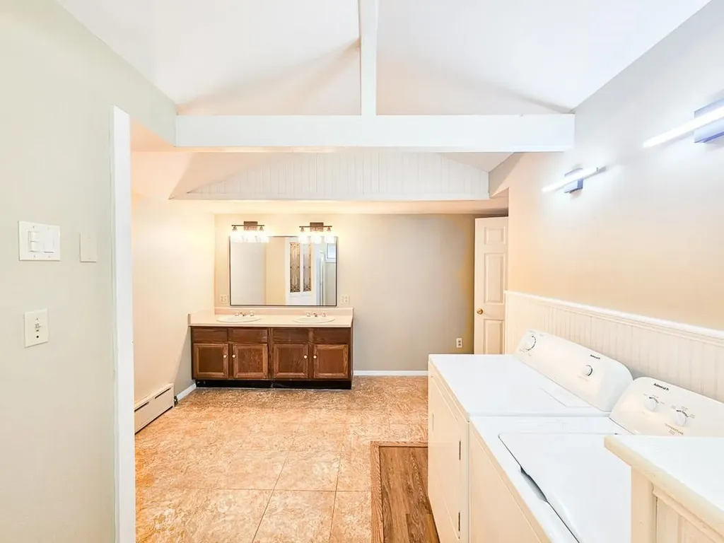 11 Nash Parkway Somersworth NH 03878