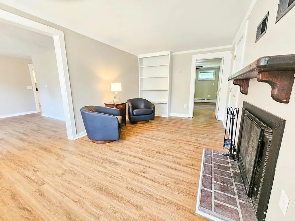 11 Nash Parkway Somersworth NH 03878
