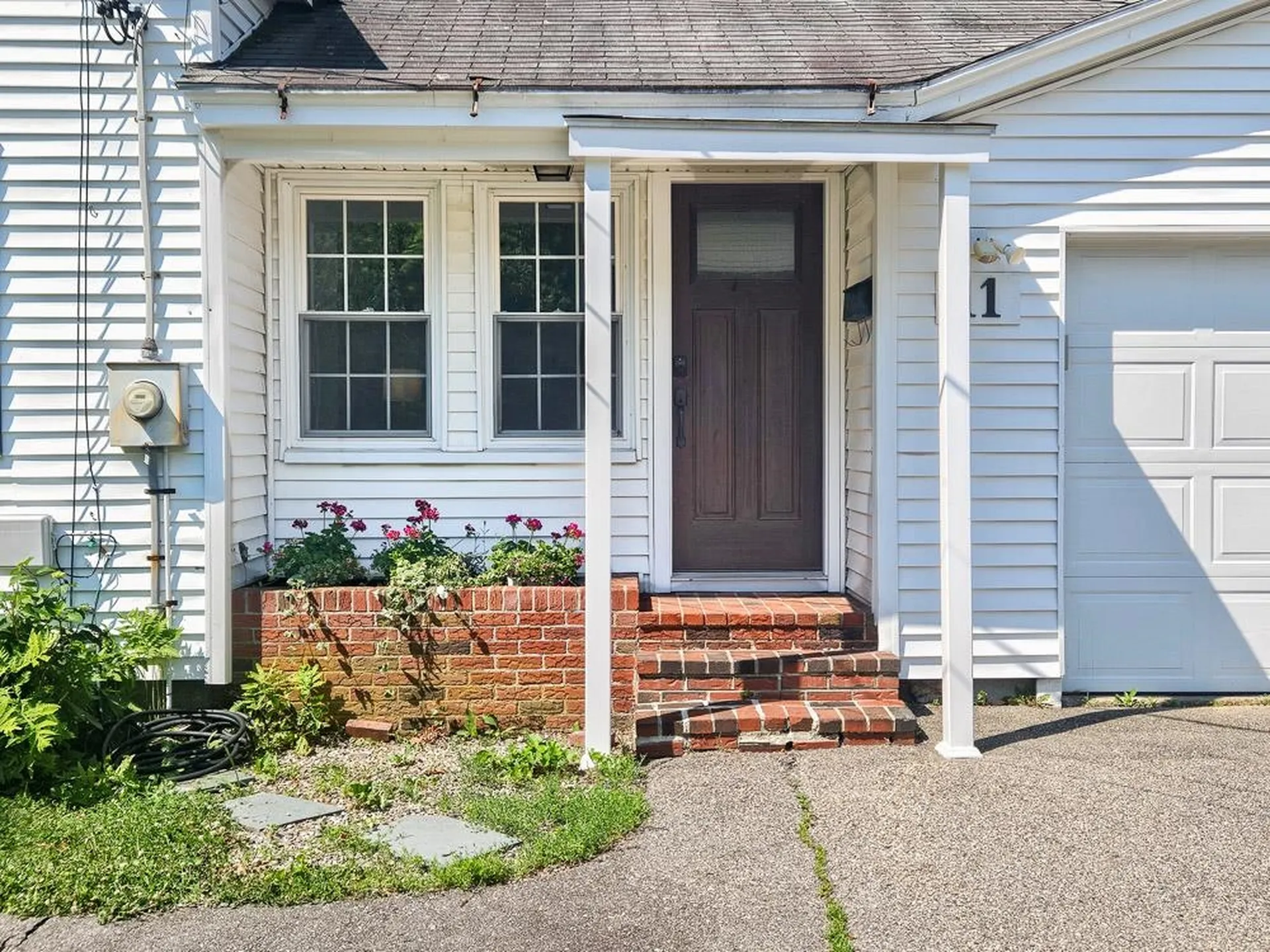 11 Nash Parkway Somersworth NH 03878