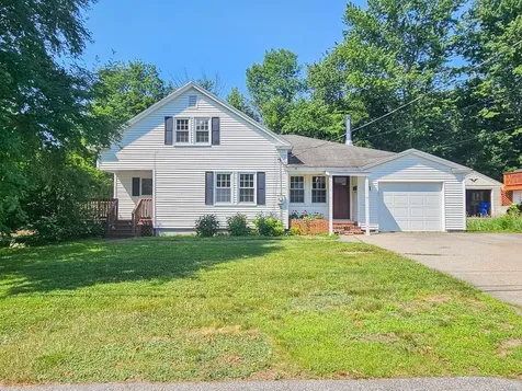 11 Nash Parkway Somersworth NH 03878