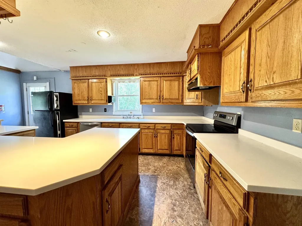 18 Stoddard Road Columbia NH 03576