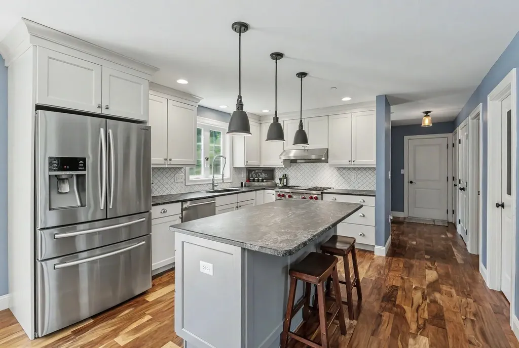 11 Lorden Road New Boston NH 03070